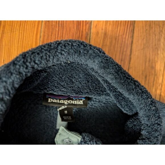 Patagonia Snap-T Womens Medium Blue Fleece in good condition. - Picture 4 of 6